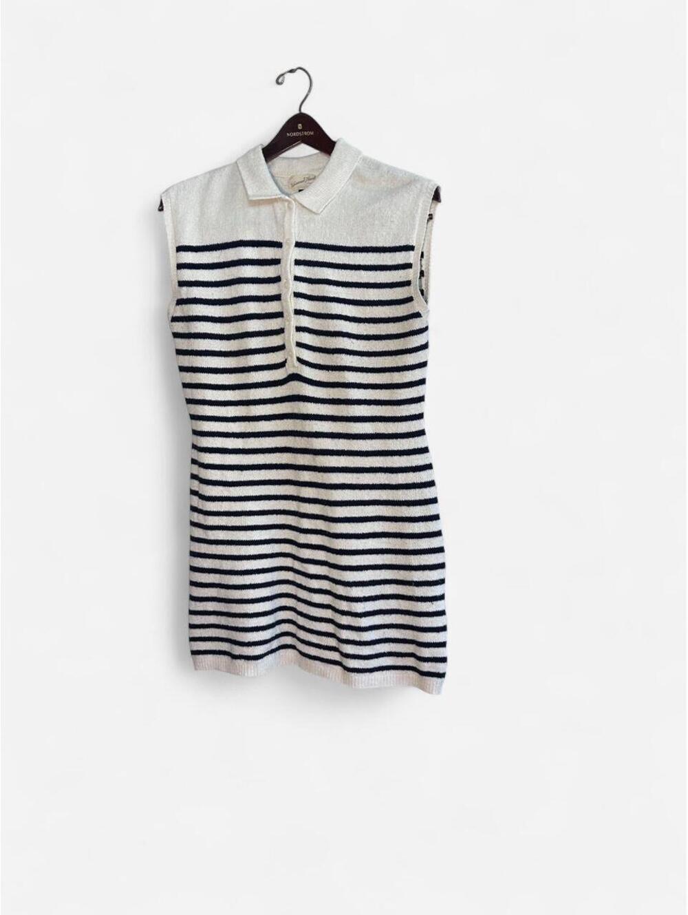 Universal Thread Women's Dress